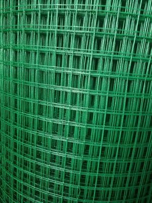 綠色養(yǎng)殖場(chǎng)圍網(wǎng) 電焊網(wǎng)的應(yīng)用優(yōu)勢(shì)與安裝指南